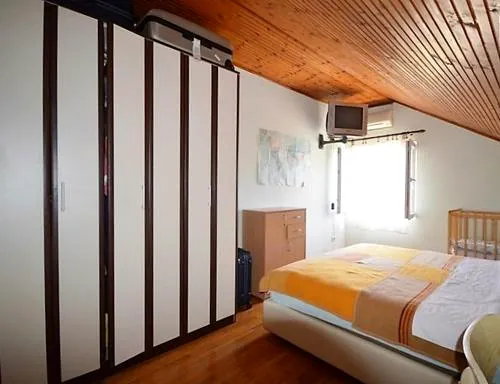 Trosobni apartman — Meljine